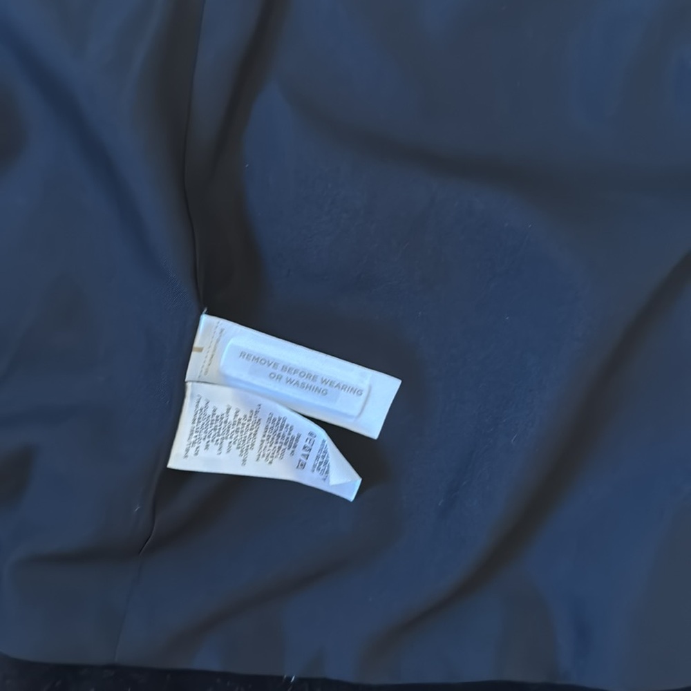 Ann Taylor Classic Black Blazer. Preowned! - Picture 4 of 9